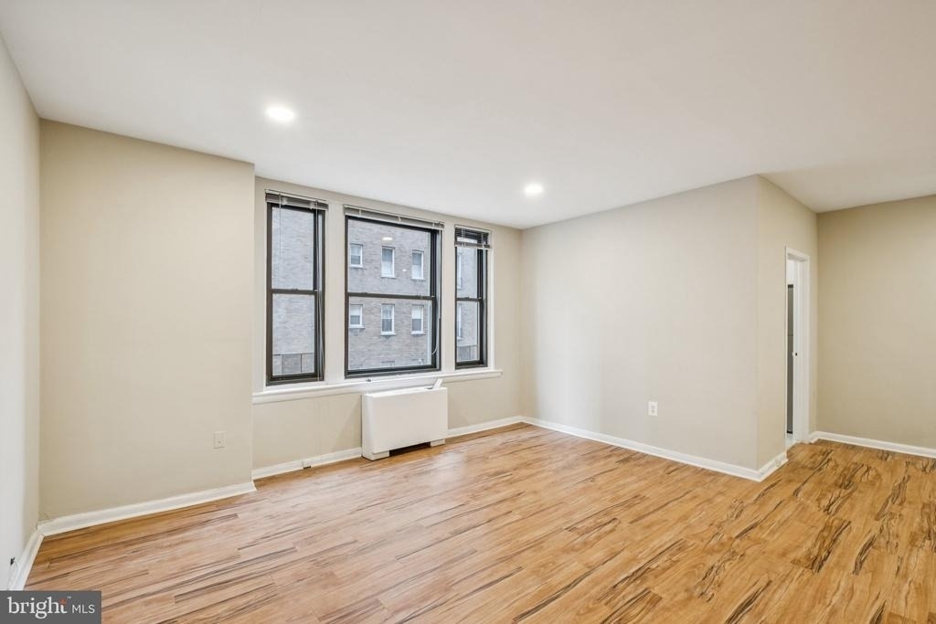 135 S 19th Street - Photo 0