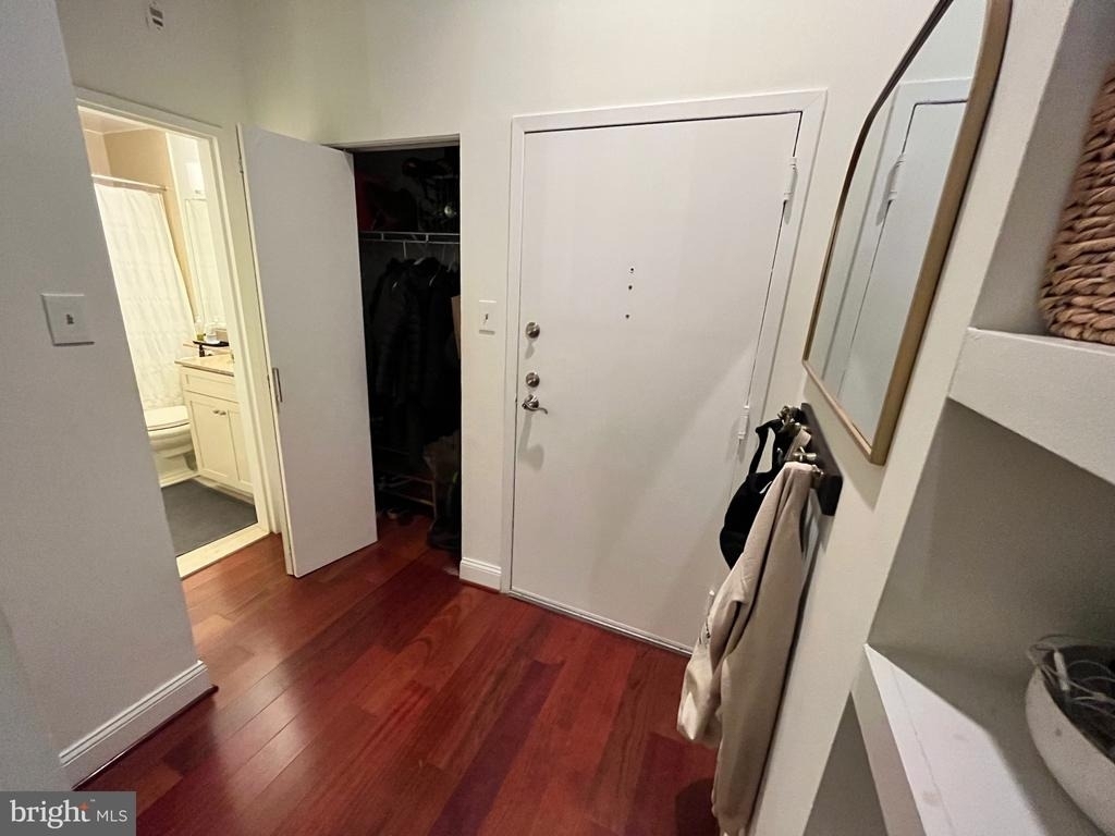 2429 Locust Street - Photo 18