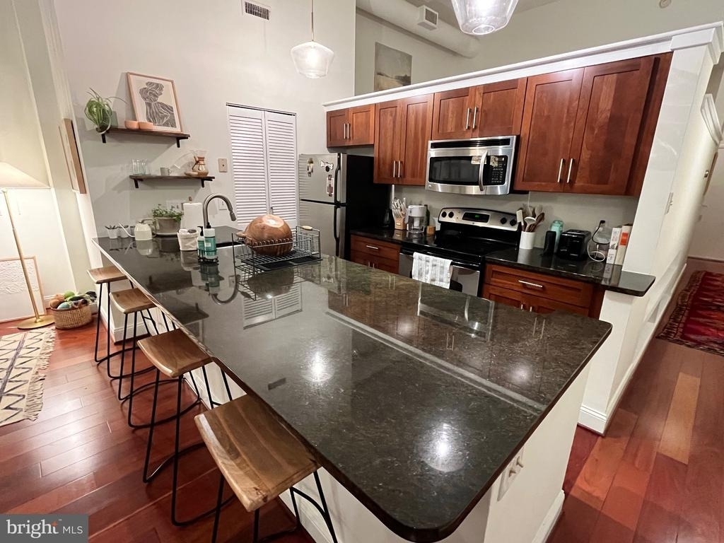 2429 Locust Street - Photo 11