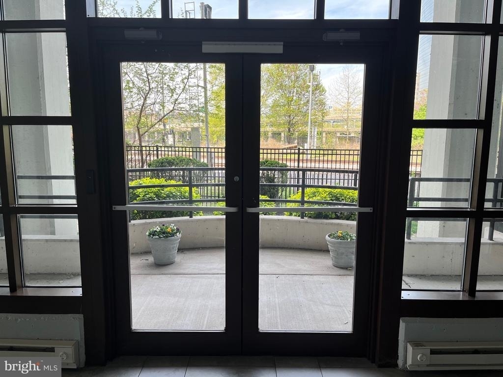 2429 Locust Street - Photo 31