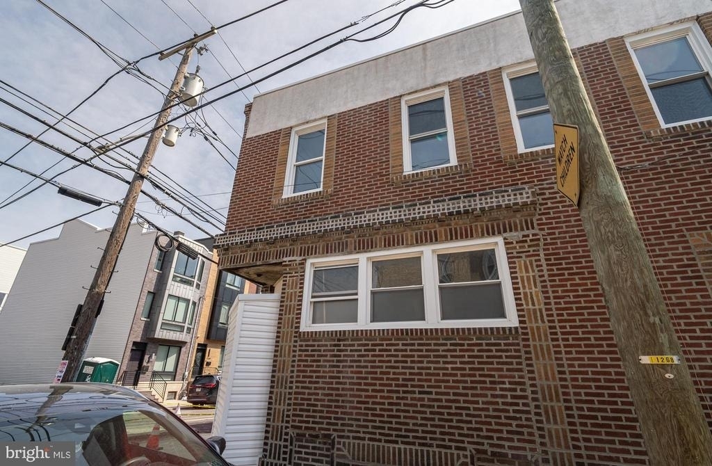 2410 Wharton Street - Photo 2