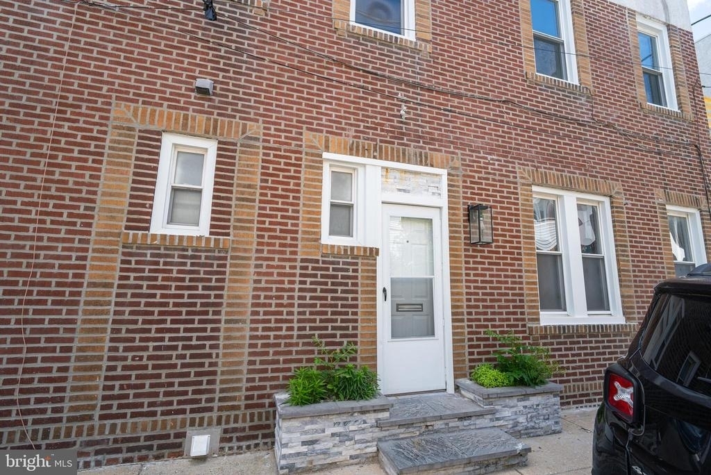 2410 Wharton Street - Photo 3