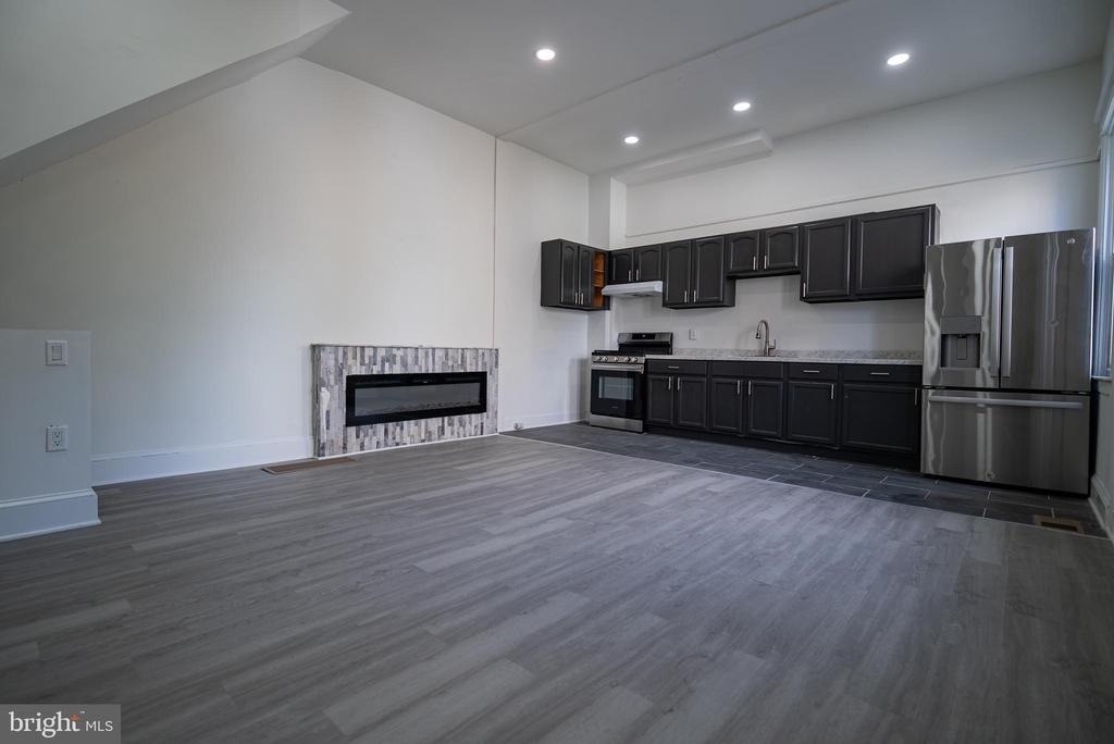 2410 Wharton Street - Photo 25