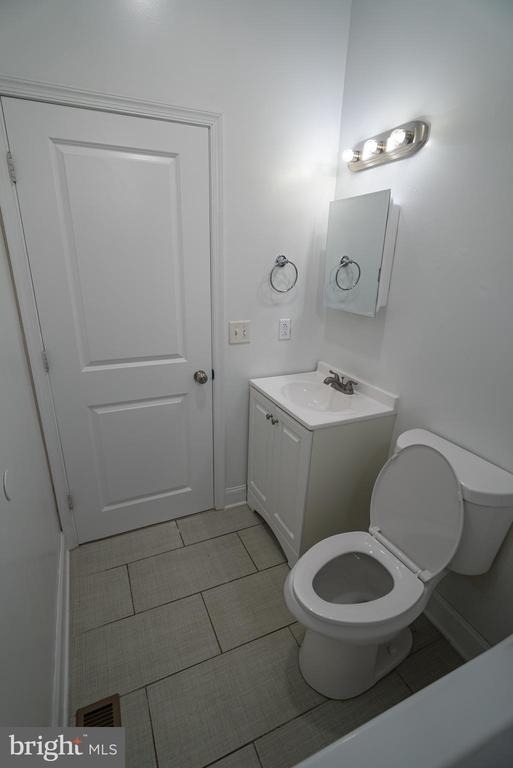 2410 Wharton Street - Photo 17