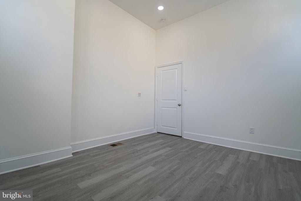 2410 Wharton Street - Photo 10