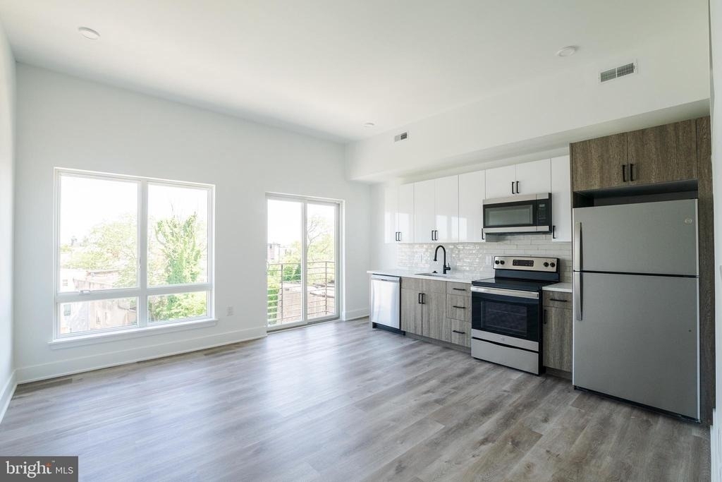 1420 Point Breeze Avenue - Photo 0