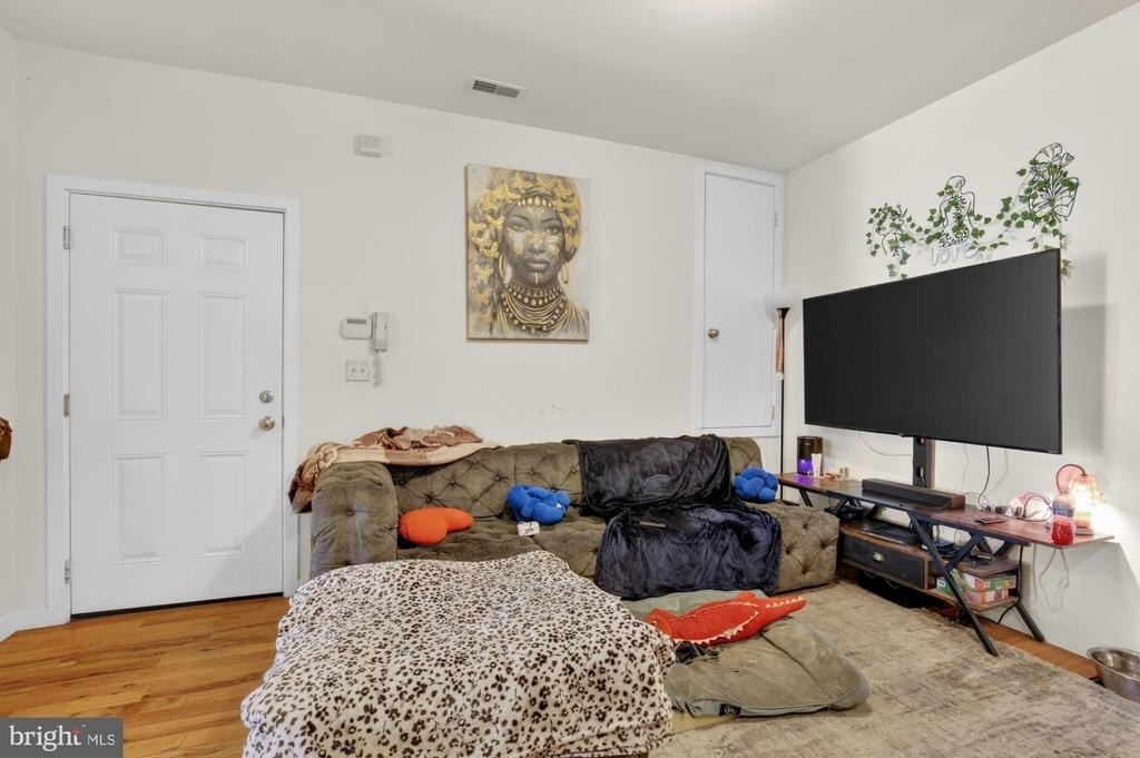 4011 Baring Street - Photo 2