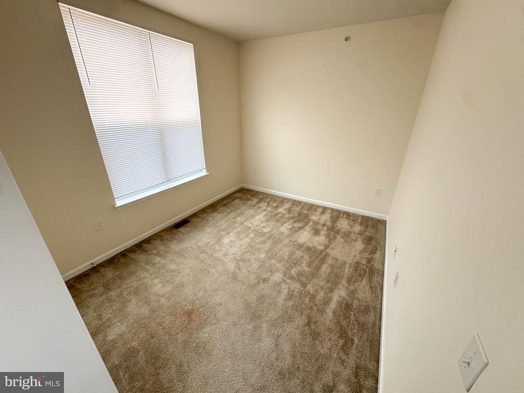1327 S 27th Street - Photo 12