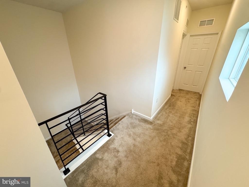 1327 S 27th Street - Photo 7