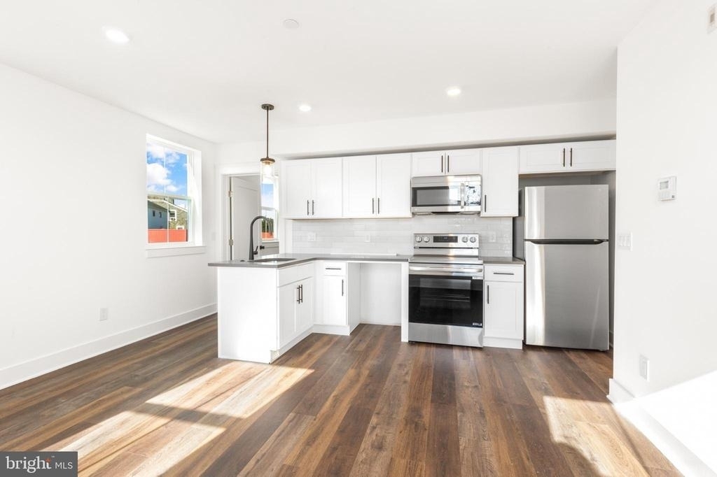 7037 Ridge Avenue - Photo 2