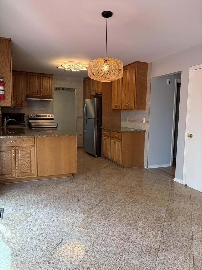 4101 Rolling Meadow Lane - Photo 10