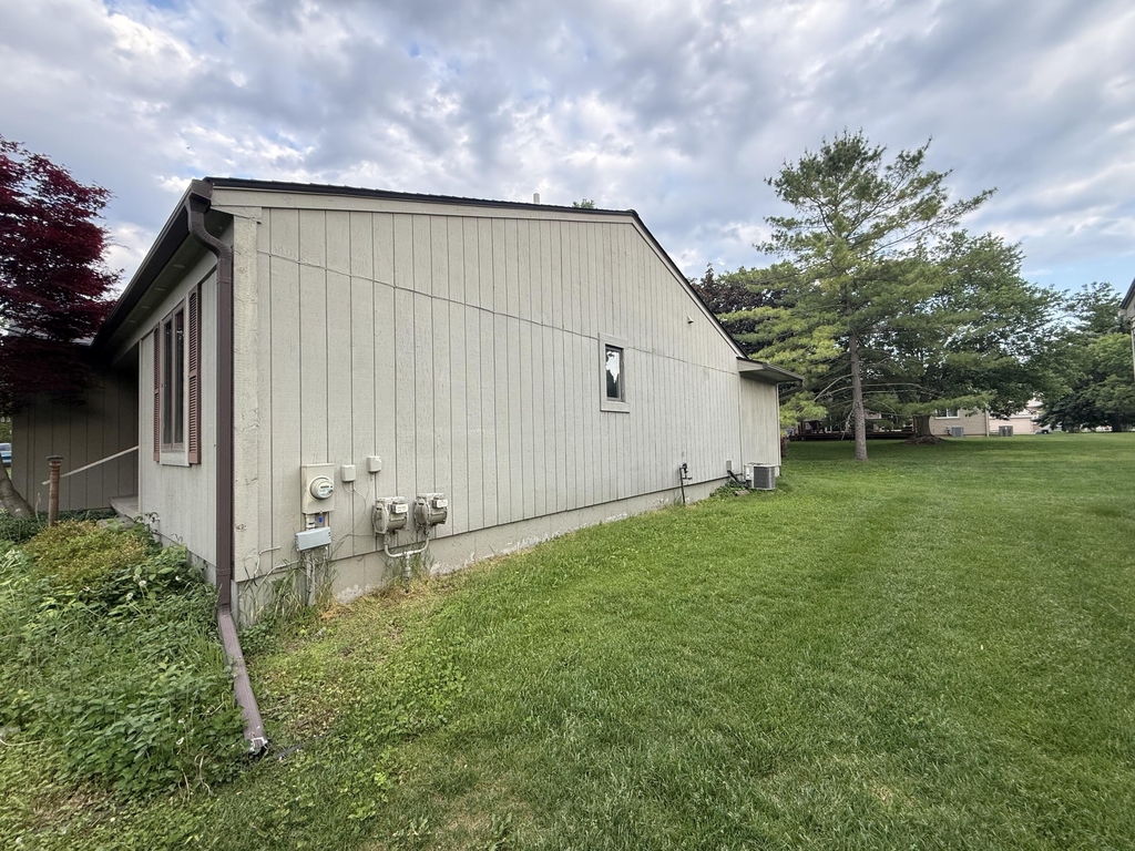 741 Woods Court - Photo 28