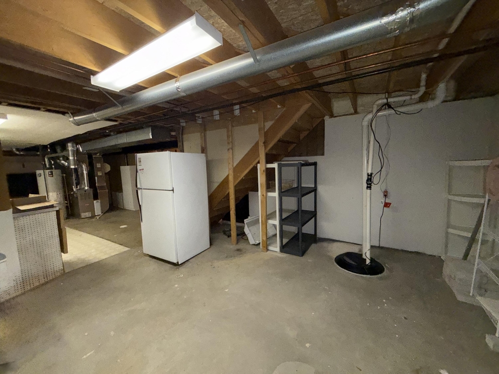 741 Woods Court - Photo 24