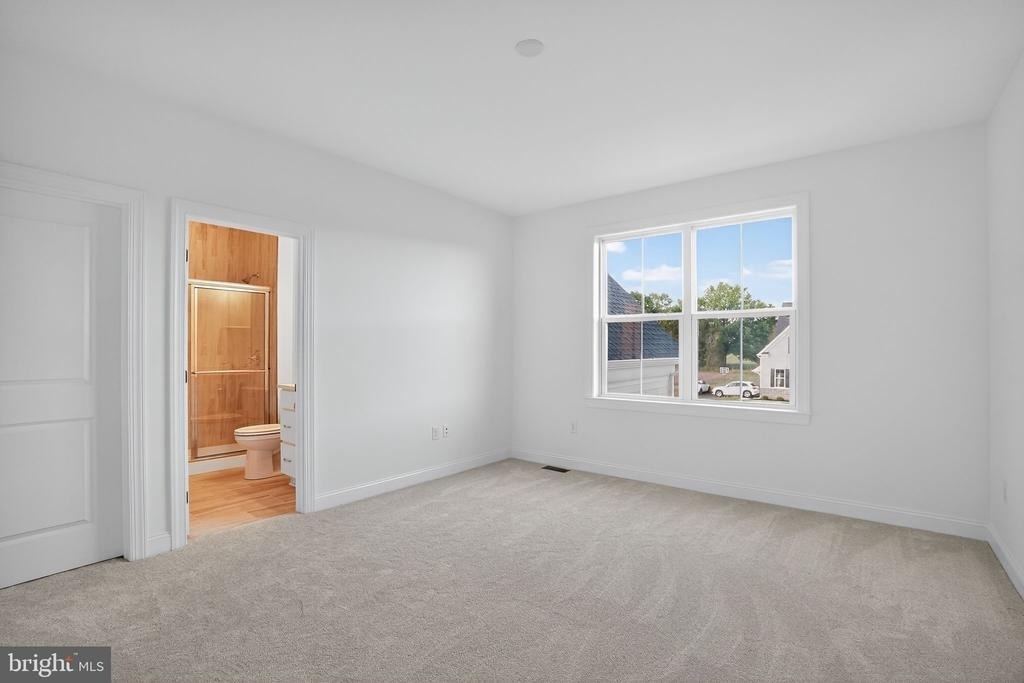 409 Longview Drive - Photo 35