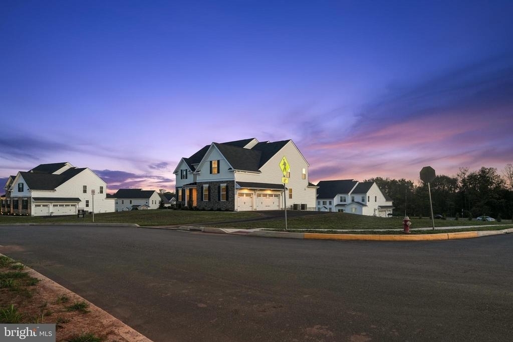 409 Longview Drive - Photo 43