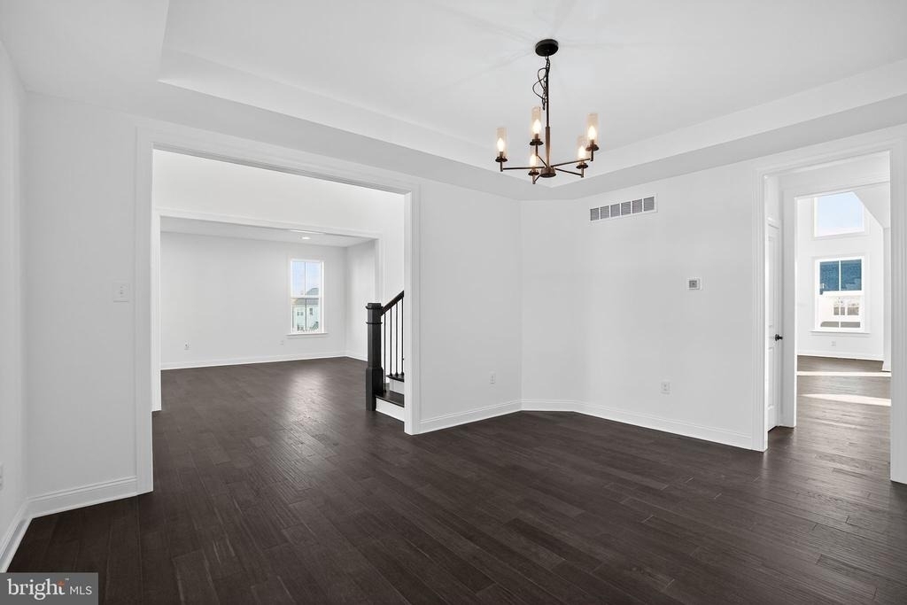 409 Longview Drive - Photo 9