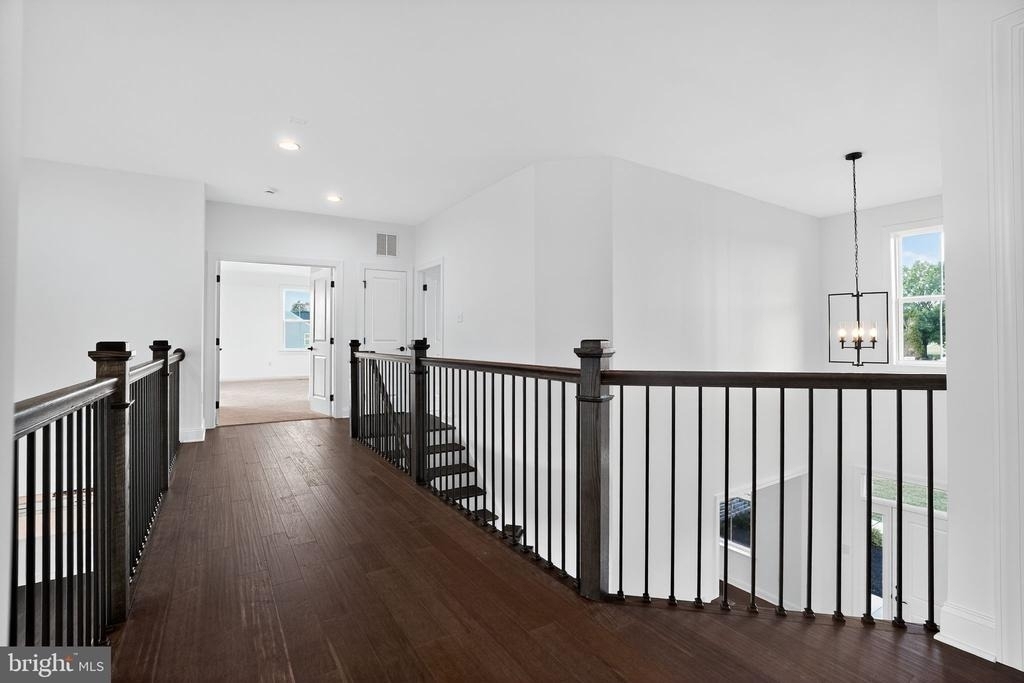 409 Longview Drive - Photo 26