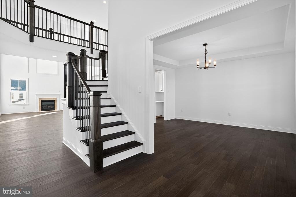 409 Longview Drive - Photo 6