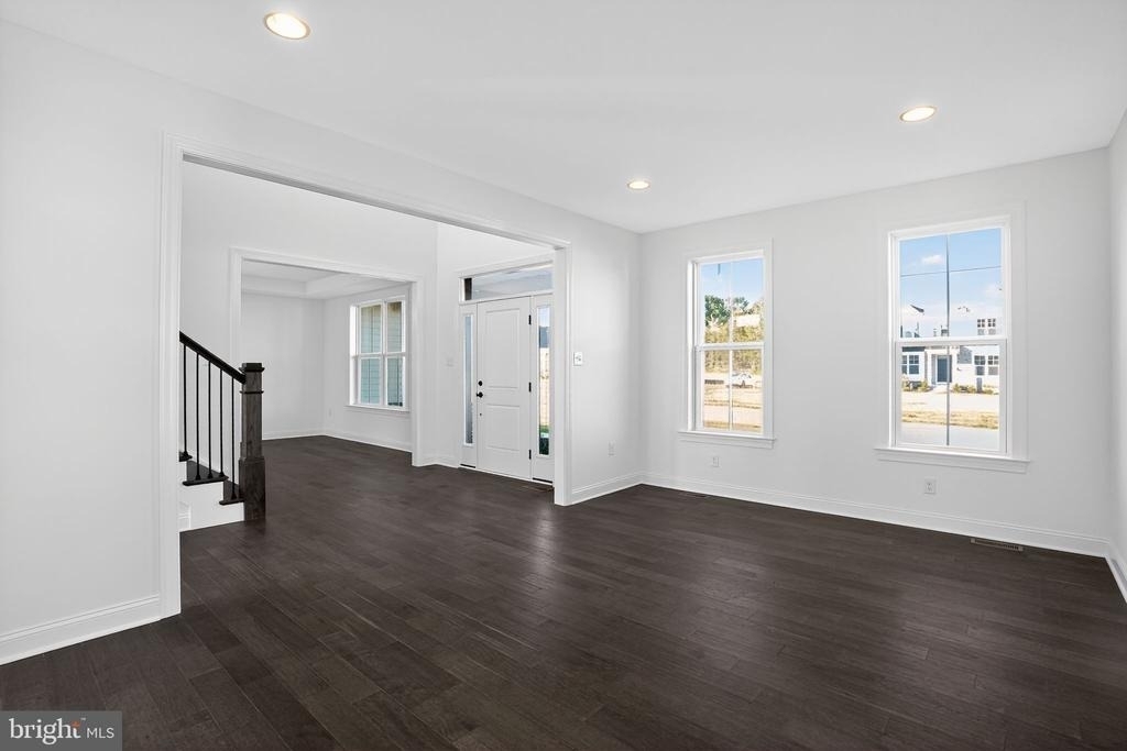 409 Longview Drive - Photo 8