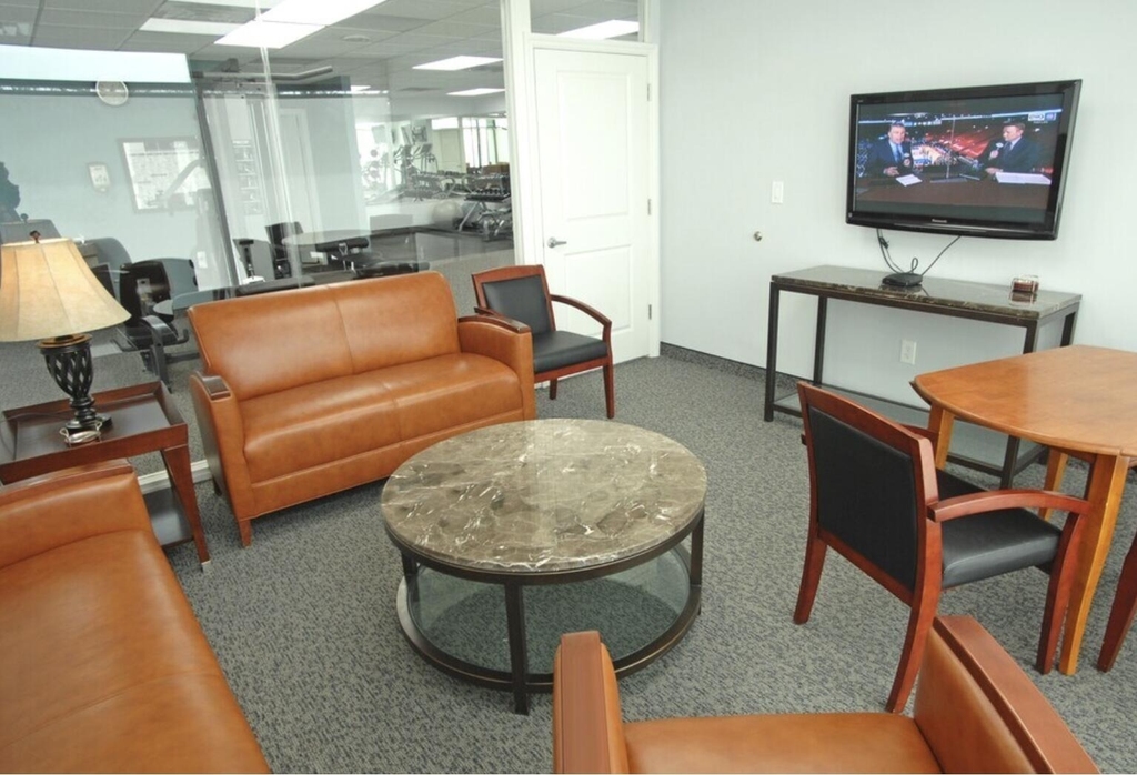 555 S Old Woodward Avenue - Photo 18