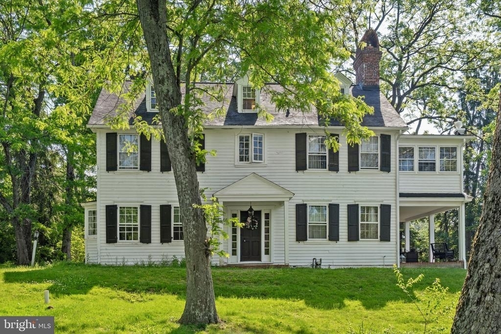 1404 E Butler Pike - Photo 1