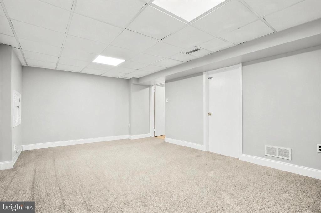 804 Bismark Way - Photo 31