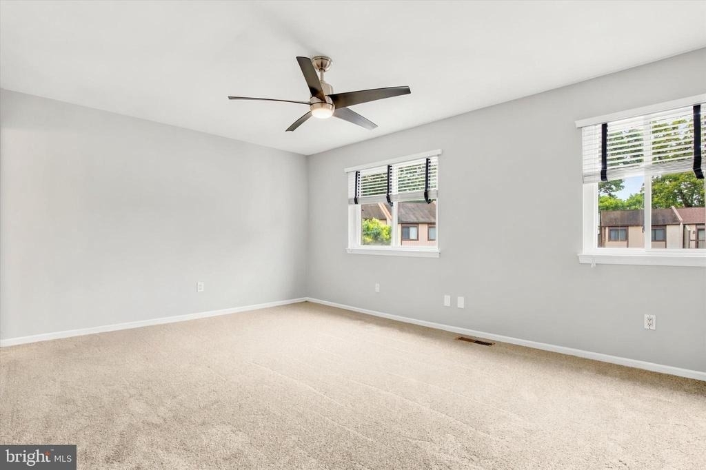 804 Bismark Way - Photo 18