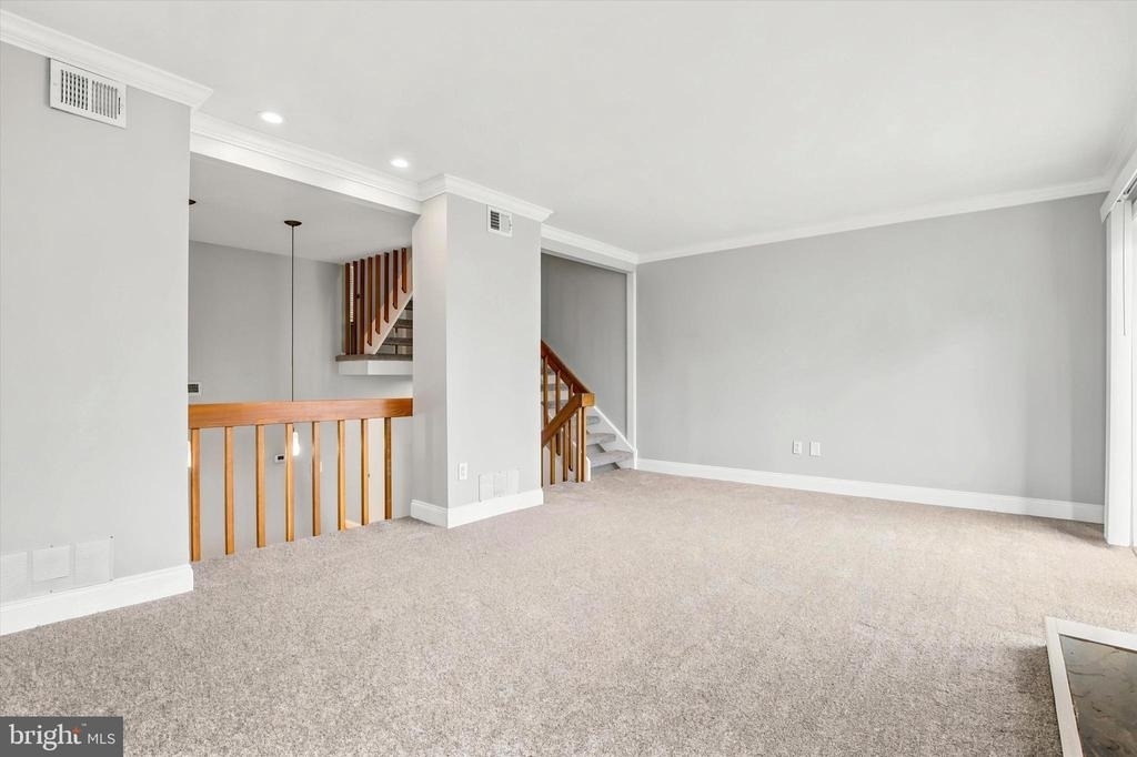 804 Bismark Way - Photo 16