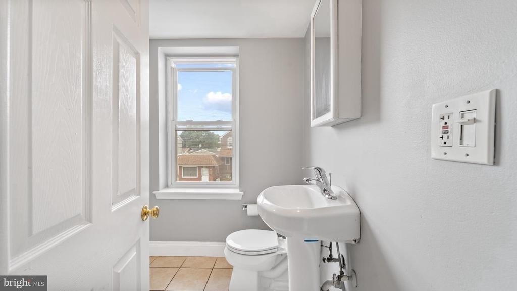 203 S Springfield Road - Photo 16