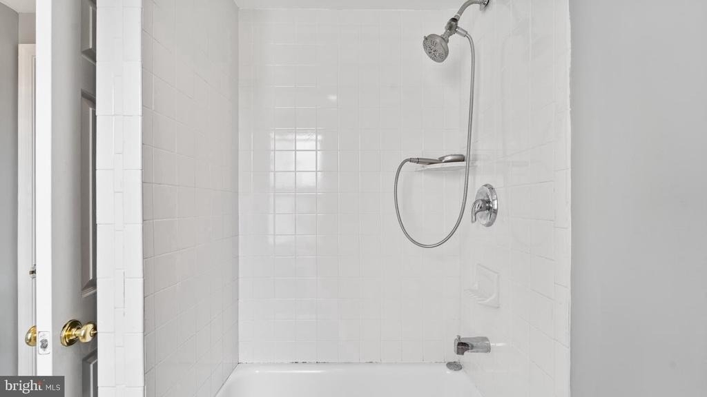 203 S Springfield Road - Photo 8