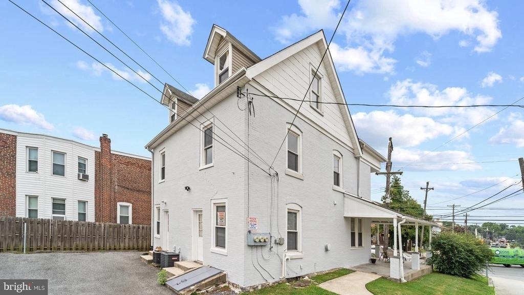 203 S Springfield Road - Photo 17