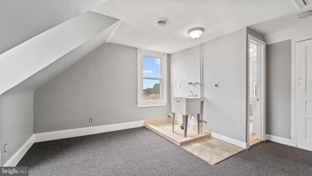 203 S Springfield Road - Photo 12