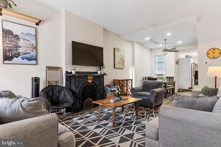 411 Herr Street - Photo 1