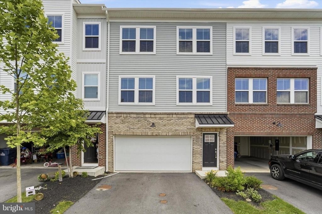 59 Four Leaf Drive - Photo 0