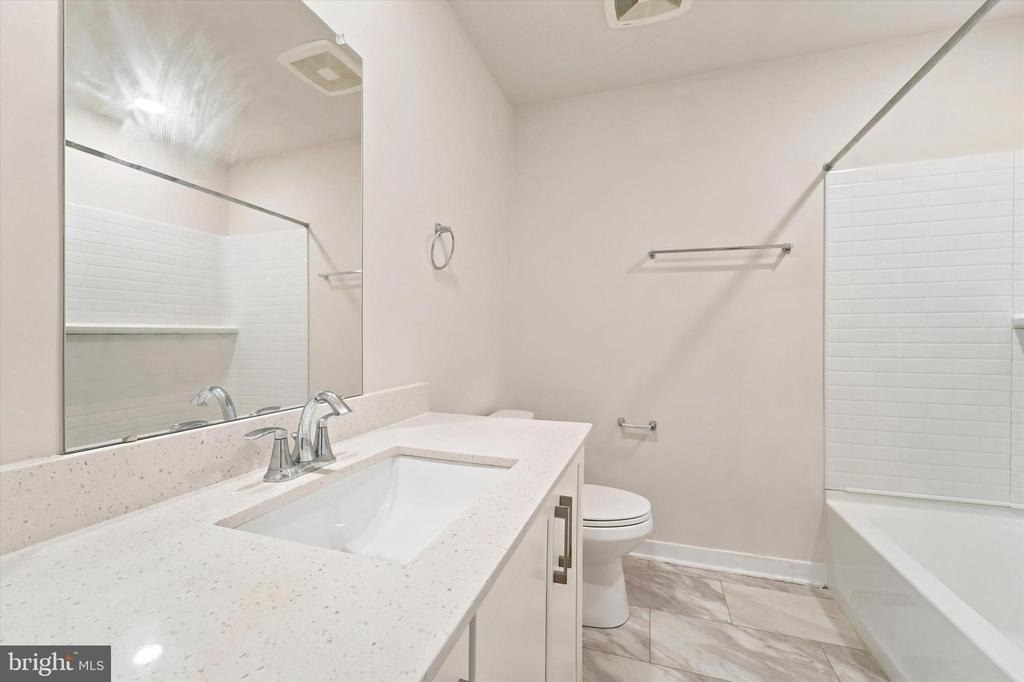 59 Four Leaf Drive - Photo 5