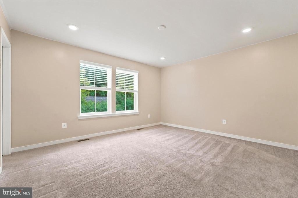 59 Four Leaf Drive - Photo 8