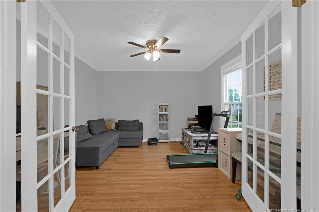 1928 Daphne Circle - Photo 3
