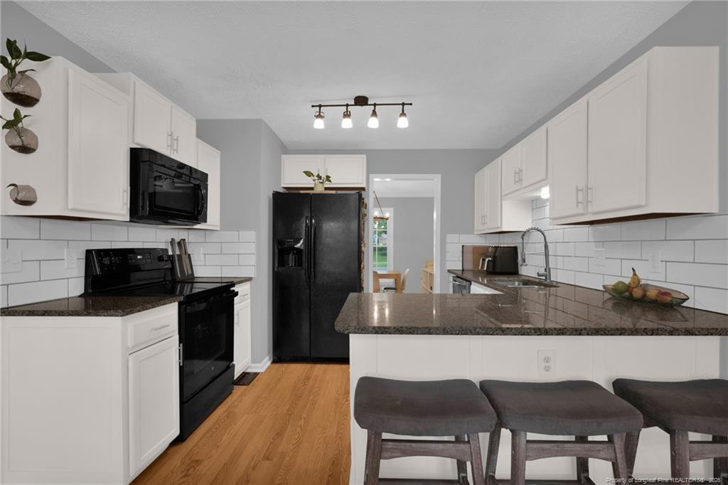 1928 Daphne Circle - Photo 12