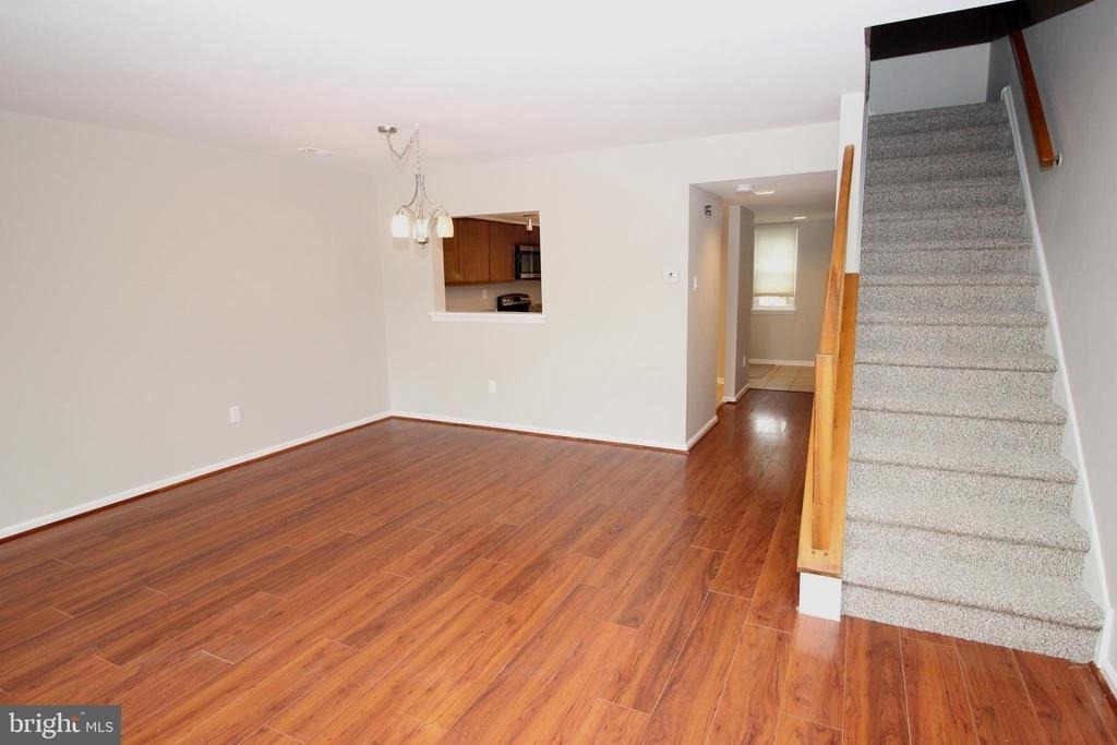 29 Van Horn Place - Photo 4