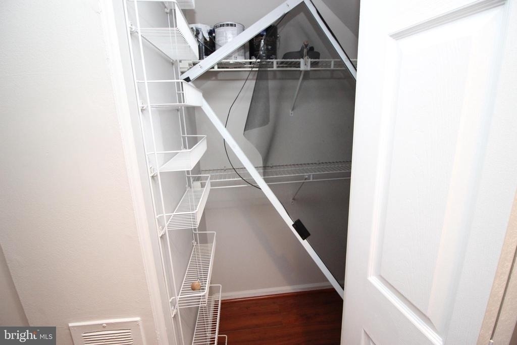29 Van Horn Place - Photo 22