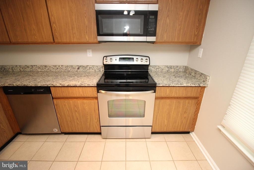 29 Van Horn Place - Photo 23