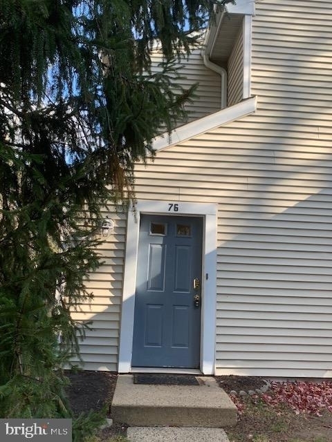 76 Belmont Station - Photo 4