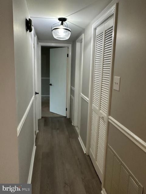 76 Belmont Station - Photo 2