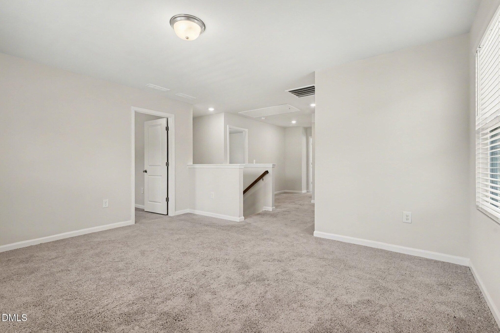 653 Rawls Drive - Photo 9
