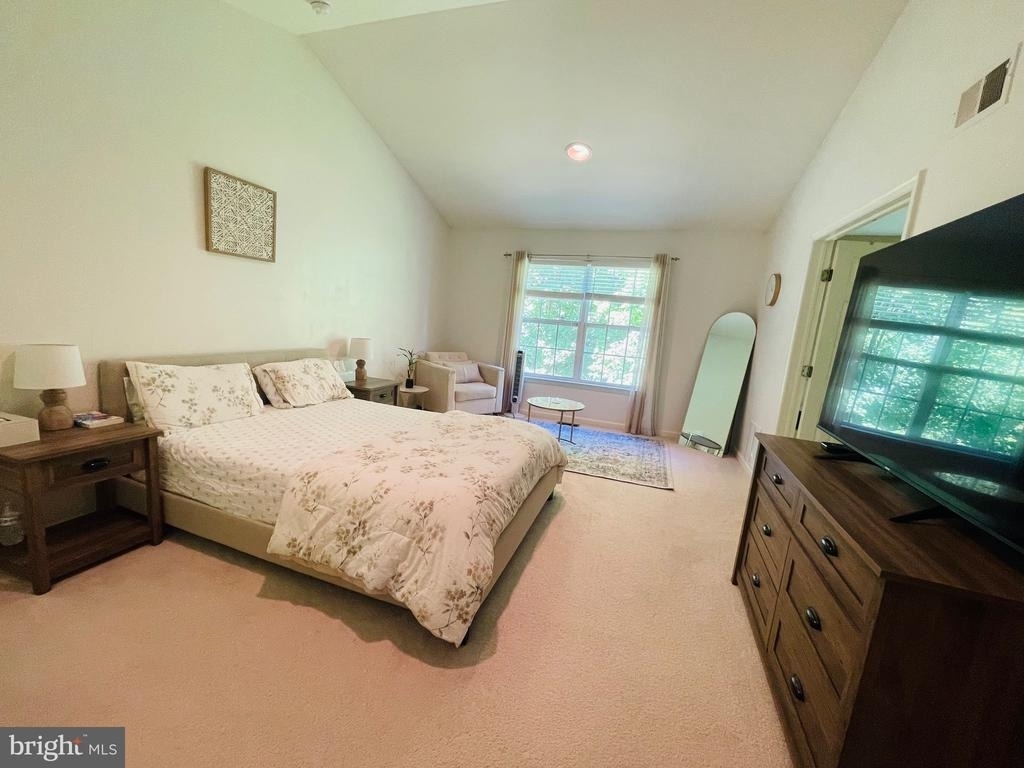 46 Hoover Avenue - Photo 28