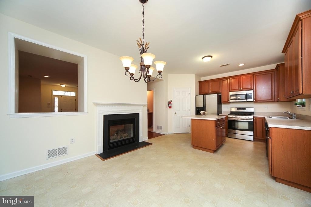 46 Hoover Avenue - Photo 7