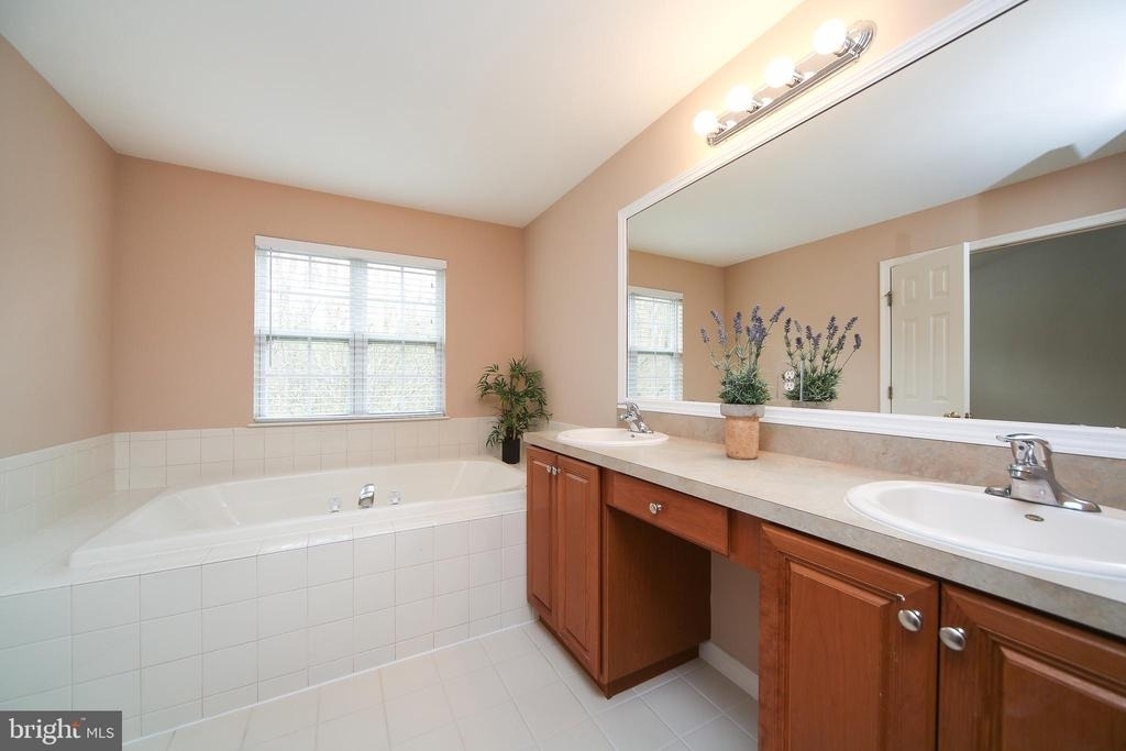 46 Hoover Avenue - Photo 20