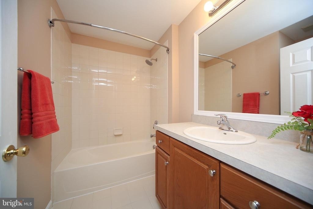 46 Hoover Avenue - Photo 14