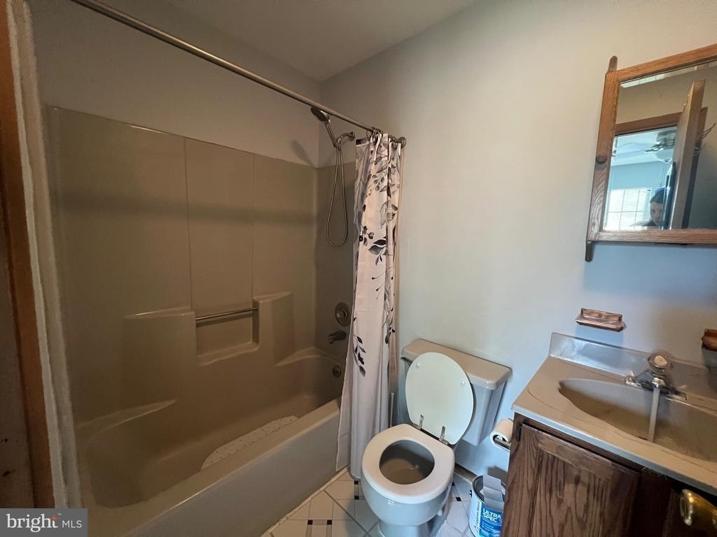 125 Lower Shore Road - Photo 38