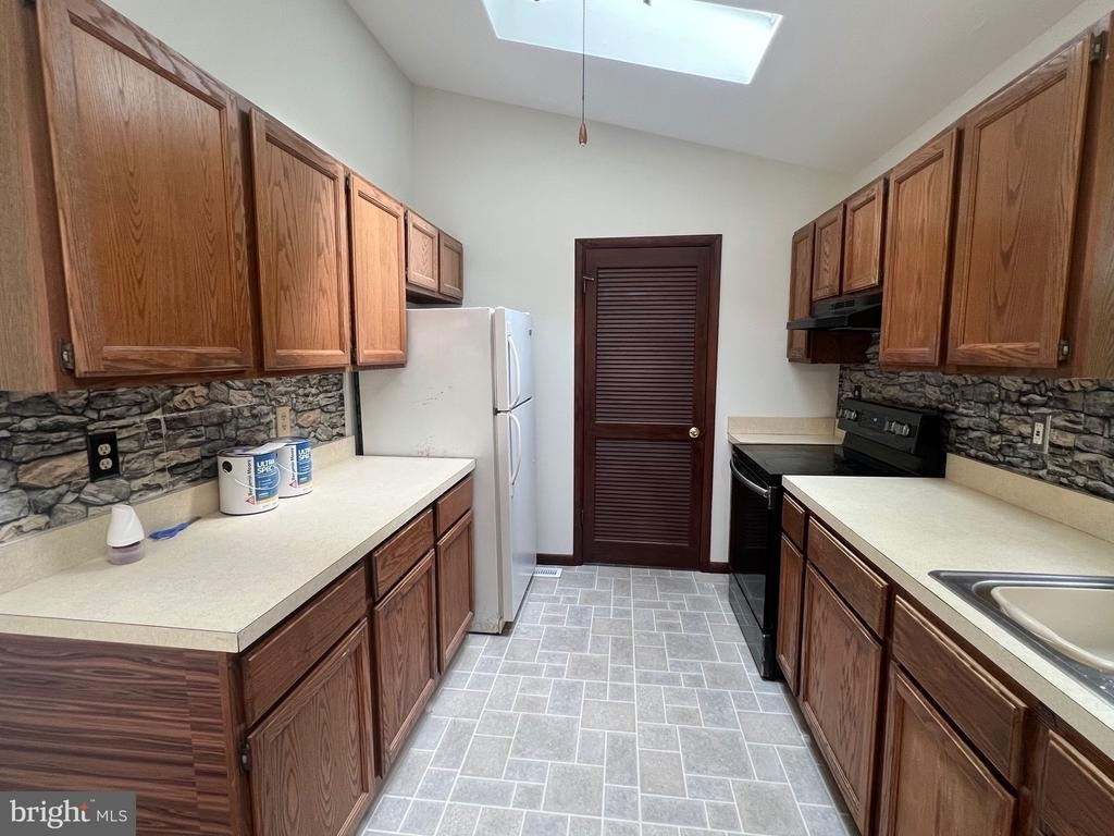 125 Lower Shore Road - Photo 21